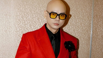 Phan Đinh Tùng mang hit 'Khúc hát mừng sinh nhật' phủ sóng toàn cầu