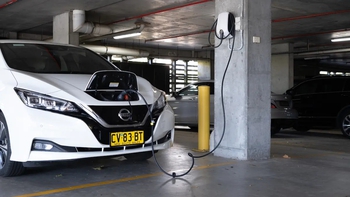 Chung cư cấm sạc xe điện, chủ xe đã tìm ra cách lật ngược tình thế