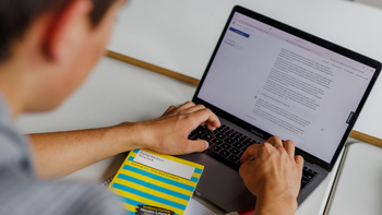 Sinh viên thời AI thông minh hơn hay đang 'khờ' đi?