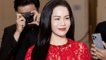 Nhật Kim Anh kiếm tiền 'khủng' từ đâu?