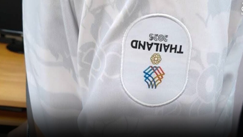 Netizen ngơ ngác với áo tuyển Thái Lan gắn logo SEA Games… ngược