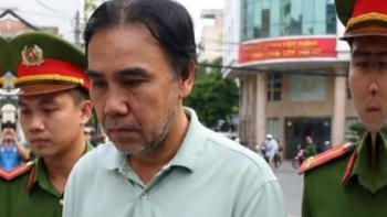 MC Quyền Linh phản hồi tin đồn 'bị bắt' giữa cơn bão tin giả trên mạng xã hội