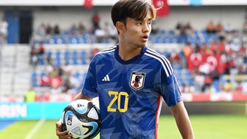 18 anh Son và một anh Kubo
