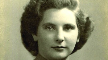 Thanh xuân phi thường của những cô gái giải mật mã ở Bletchley Park