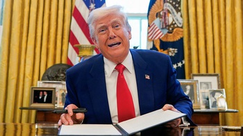 Tiết lộ hậu trường quyết định hoãn thuế cho hơn 75 nước trong tích tắc của ông Trump