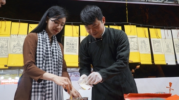 Ăn thả ga, chọn quà hết ý ở Lễ hội quà tặng du lịch Hà Nội