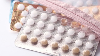 Cảnh báo thuốc tránh thai đường uống gây huyết khối, liệt... ở nữ giới