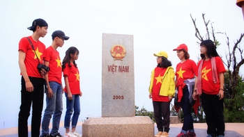 Cột cờ A Pa Chải cao hơn 45m sắp khánh thành