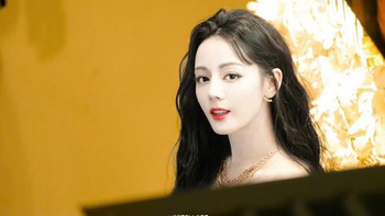 Visual kiều diễm của Địch Lệ Nhiệt Ba gây sốt khi tái xuất