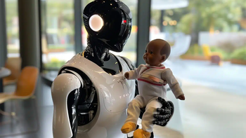 Robot Optimus của Tesla có nguy cơ chậm ra mắt vì Trung Quốc