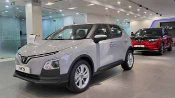 Mỗi ngày VinFast bán được 460 xe điện trên toàn cầu, thu về 120 tỉ đồng