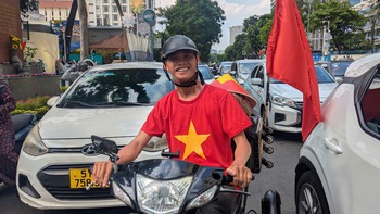 Không quản đường xa để ngắm những khoảnh khắc đẹp của hòa bình