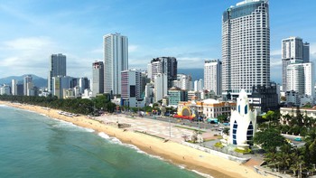 'Quản trị' bãi biển ở Nha Trang như thế nào để vừa hài hòa cộng đồng vừa phát triển du lịch?