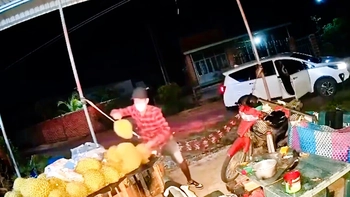 Nhóm cẩu tặc đi ô tô trộm chó và sầu riêng