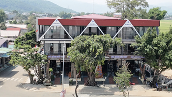 Xây nhà hàng lấn danh thắng hồ Lắk 12 năm không xử được do... chưa xác định được ranh giới