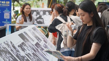 Bác Hồ, những hình ảnh đẹp và những bài báo cuối cùng canh cánh nỗi niềm ‘vì miền Nam ruột thịt'