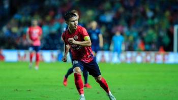 Quang Hải đặt dấu hỏi về trọng tài sau thất bại tại Shopee Cup