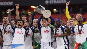 Fan Tottenham xót Son Heung Min bị thiếu huy chương Europa League