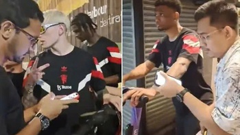 Sao Man Utd Diallo thuê scooter điện ở Malaysia mà quên mang tiền