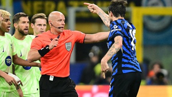 Martinez của Barca khó thoát phạt nguội sau trận gặp Inter Milan