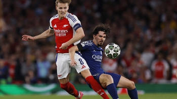 Đường cùng của Arsenal