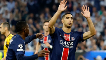 Hakimi bị chỉ trích 'buồn giả tạo' ở chung kết Champions League