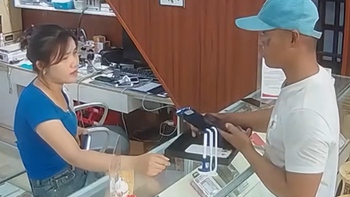Tên trộm vội trả lại iPhone vì gặp phải nữ chủ tiệm cao tay