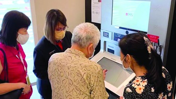 Nhà băng săn sóc khách hàng cao tuổi