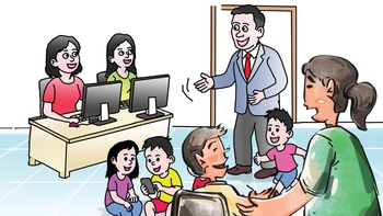 Nghỉ hè, cơ quan biến thành nhà trẻ, sếp cũng bị 'xoi mói'