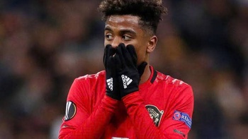 Cầu thủ Man Utd đá tệ vì… ‘sức nặng của chiếc áo’
