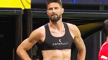 Olivier Giroud dính sự cố khó tin ở FIFA Club World Cup 2025