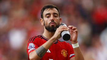 Bruno Fernandes ăn tối cùng 'điệp viên bí mật' của Al Hilal