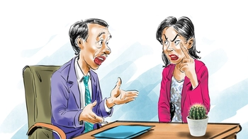 Nhân viên sale bị sa thải vì cặp chân mày phong thủy