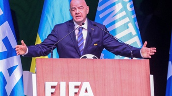 Chủ tịch FIFA ‘đạp sóng’ chỉ trích ở FIFA Club World Cup