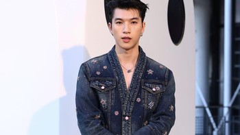 HIEUTHUHAI 'chặt đẹp' thảm đỏ Louis Vuitton với outfit hơn 300 triệu đồng