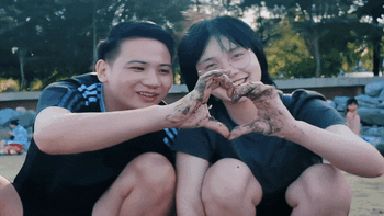 Cặp vợ chồng dìu nhau qua cửa tử bất ngờ thông báo 'tạm xa nhau', chuyện gì đã xảy?