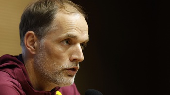 HLV tuyển Anh Tuchel yêu cầu học trò nuốt viên cảm biến sinh trắc học