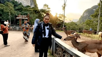 Cặp vợ chồng Malaysia đến 'điểm du lịch ma' vì bị AI lừa