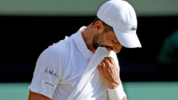 Djokovic: 'Sinner khiến tôi choáng váng về lối chơi lẫn thực tại tuổi tác'