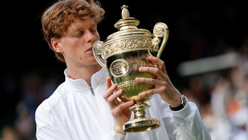 Jannik Sinner nhận thưởng hơn 100 tỉ đồng khi vô địch Wimbledon 2025