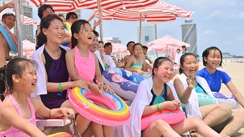 Sáp nhập tỉnh, 'khối nghỉ hè', 'khối nghỉ hưu' chiếm sóng tìm kiếm của cư dân mạng