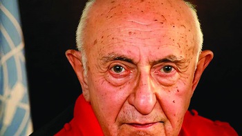 Theodor Meron: Thẩm phán "cừu đen" và công pháp quốc  tế