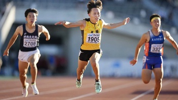 Nam sinh Nhật Bản Shimizu gây sốt khi phá kỷ lục U18 thế giới chạy 100m