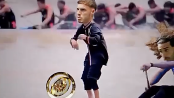 'Chúa hề' Palmer hướng đến danh hiệu 'ông hoàng meme năm 2025'