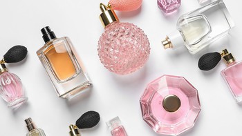 Dùng nước hoa tổng hợp có gây hại nội tiết tố, ảnh hưởng hệ miễn dịch?