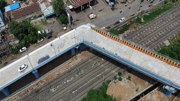 Xây cầu vượt cua 90 độ, 7 kỹ sư bị đình chỉ