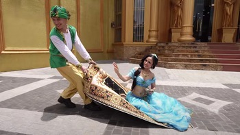 Thí sinh Miss Grand Việt Nam 2025 tung chiêu 'chào sân' hài hước