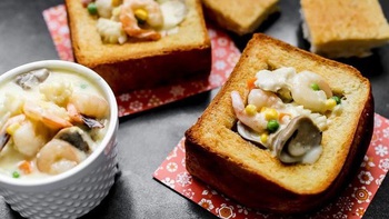 Tại sao có món ăn tên là 'bánh mì quan tài'?