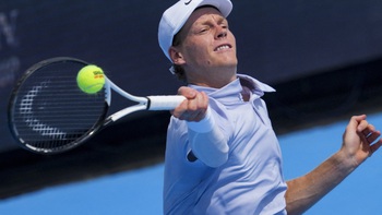 Jannik Sinner chỉ có 24 giờ để tìm bạn đánh đôi mới dự US Open 2025