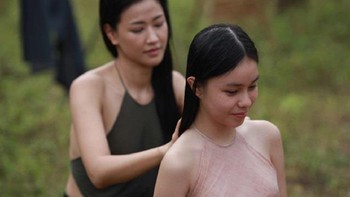Nữ diễn viên 13 tuổi đóng 'Vợ ba' khiến phim ngừng chiếu giờ ra sao?